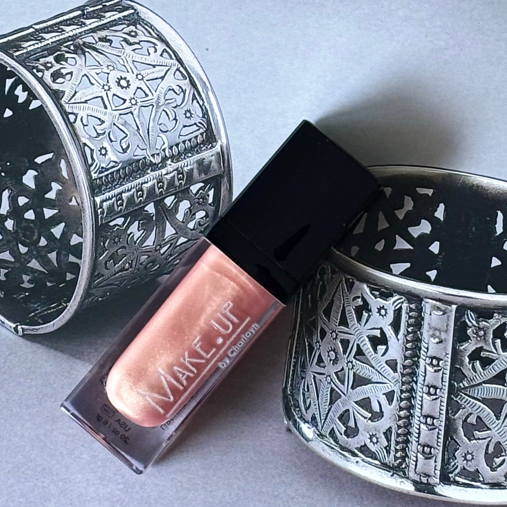 3105 - ZeGlossy Laque – Charlayn Beauty